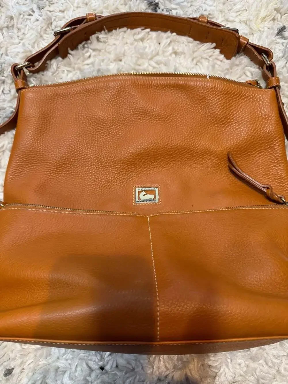 Dooney & Bourke Dillen Medium Pocket Sac Brown Pebbled Leather Hobo Shoulder Bag